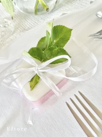 Dárkové dekorační mini mýdlo pro hosty - růžovo/stříbrné