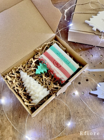 Vánoční eko boxík se stromečkovým mýdlem a svíčkou ve tvaru stromečku - vzor B