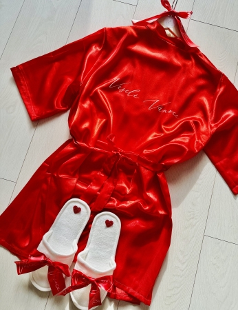 Vánoční saténový červený župánek