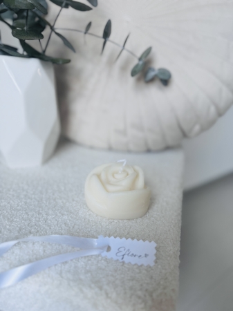 Květ princess růže sójová svíčka