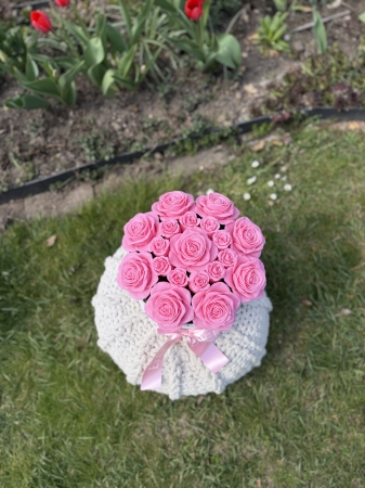 Mýdlová kytice růžové růže Princess v bílém boxu - maxi