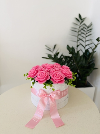 Mýdlová kytice růžové růže Princess v bílém boxu - maxi
