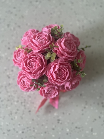 Mýdlová kytice pivoněk v boxu - velká (růžová)