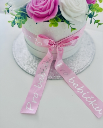 Mýdlová kytice růžovo-bílé růže Princess v bílém boxu - maxi