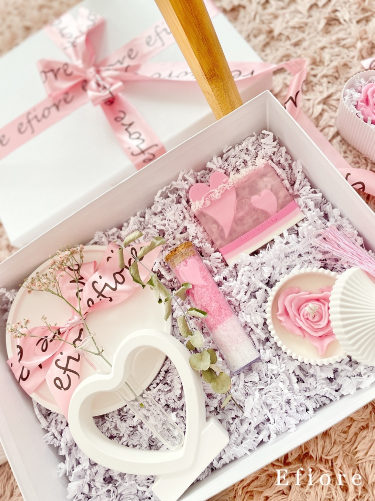 Valentýnský dárkový dekorační box 