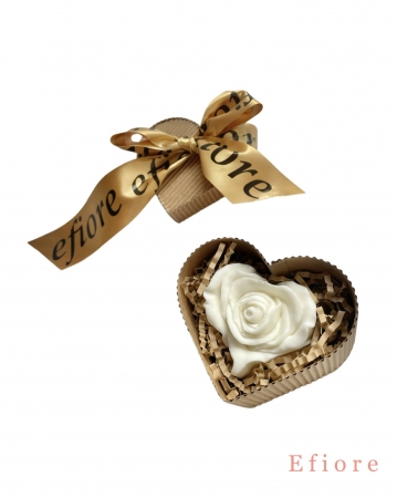 Dárkové balení mýdlové růže ve tvaru srdce v přírodní srdíčkové krabičce - mini bílé