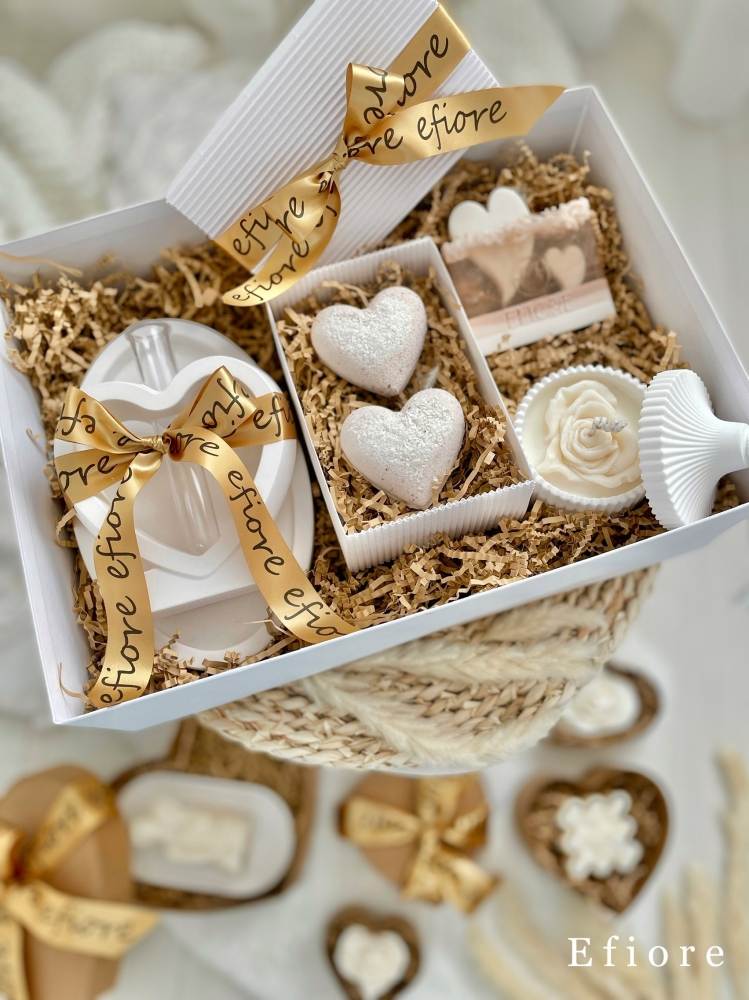 Valentýnský dekorační box cappuccino - přírodní