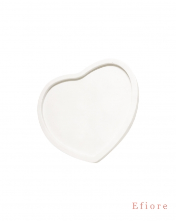 Podtácek z umělého kamene ve tvaru srdce - bílý