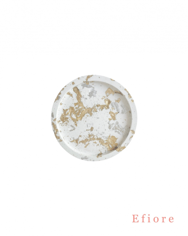 Bílo - zlato - stříbrný podtácek z umělého kamene -  průměr 7,8 cm